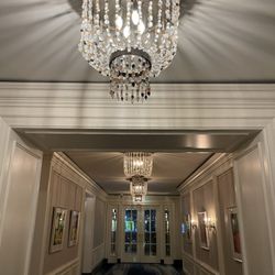 Cast & Plow - Hallway to restrooms