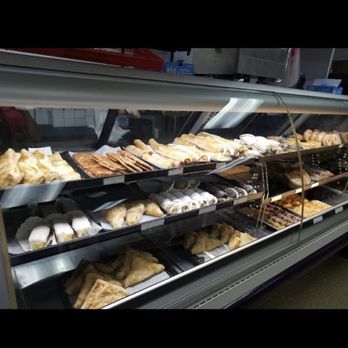 Gonzalez Grocery - a display case of baked goods - Grocery Near Me - Lorain, Ohio Gonzalez Grocery - a display case of baked goods - Grocery Near Me - Lorain, Ohio