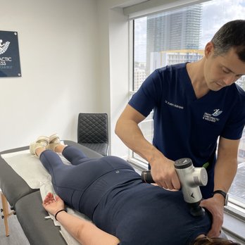 Miami Chiropractic & Wellness - Chiropractors Near Me - Miami, Florida