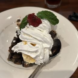 I think this was the brownie fudge sundae with whipped topping!