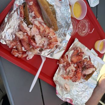 Red's Eats - Halfway eaten lobster rolls! - Seafood Near Me - Wiscasset, Maine Red's Eats - Halfway eaten lobster rolls! - Seafood Near Me - Wiscasset, Maine