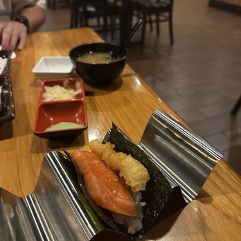 Sushi Junai 2 - Hand roll - Sushi Bars Near Me - Austin, Texas