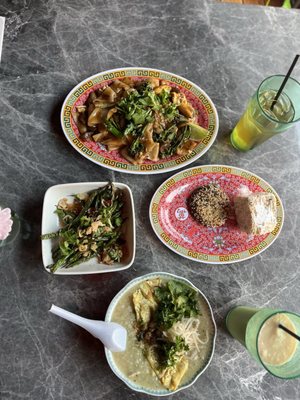 Oun Lido’s by null