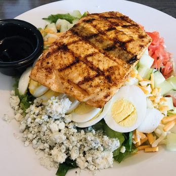 Crete's Backyard - The blackened salmon Cobb salad with balsamic glaze is a symphony in my mouth! - Pubs Near Me - Crete, Illinois