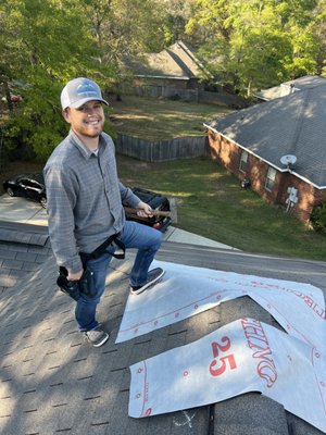 Wise Builders Roofing & Renovations Logo