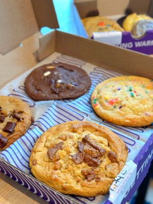 Insomnia Cookies by null