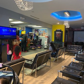 Alegre Dental - Waiting area with arcades - General Dentistry Near Me - San Antonio, Texas Alegre Dental - Waiting area with arcades - General Dentistry Near Me - San Antonio, Texas