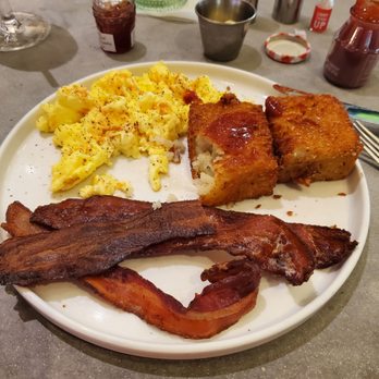 Salt & Ivy - Eggs, bacon, hash browns - New American Near Me - Las Vegas, Nevada