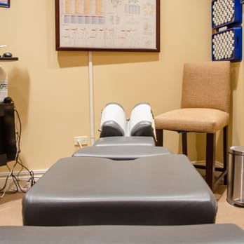 Godo Chiropractic - Dr. Godo's Treatment Room - Chiropractors Near Me - Chicago, Illinois