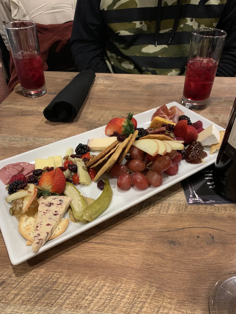 KEGS & CORKS Updated September 2024 4470 E Main St, Midlothian