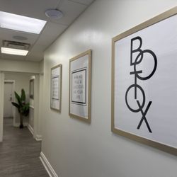 Garcia Weight Loss Aesthetics & Hormone Therapy - Hallway of Garcia Center-South Tampa