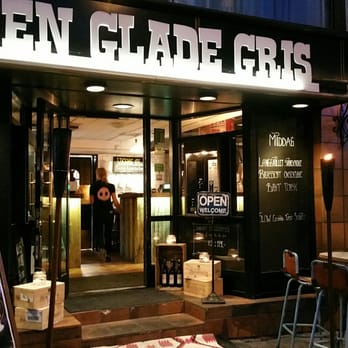 Den Glade Gris - Front entrance - Gastropubs Near Me - Oslo, 03