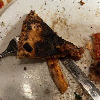 Il Fornello - Burnt pizza - Italian Near Me - Ajax, Ontario