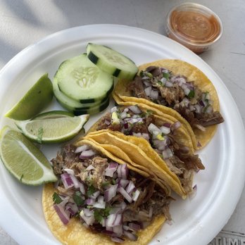 Dona Estela - Carnitas Tacos (Habanero salsa) - Food Trucks Near Me - Los Angeles, California Dona Estela - Carnitas Tacos (Habanero salsa) - Food Trucks Near Me - Los Angeles, California