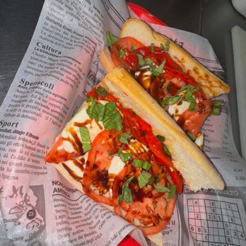 Capri Pizza - Pizza Near Me - Ventnor City, New Jersey