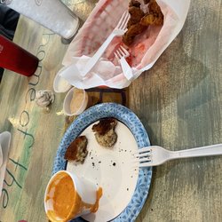 Crawpappy's Cajun Cusine - Crab cakes and alligator tail