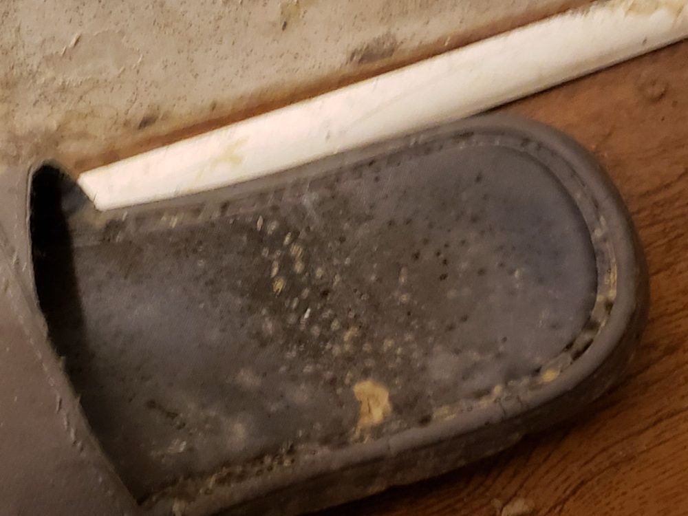 Slide of Roberts Handyman & Contracting