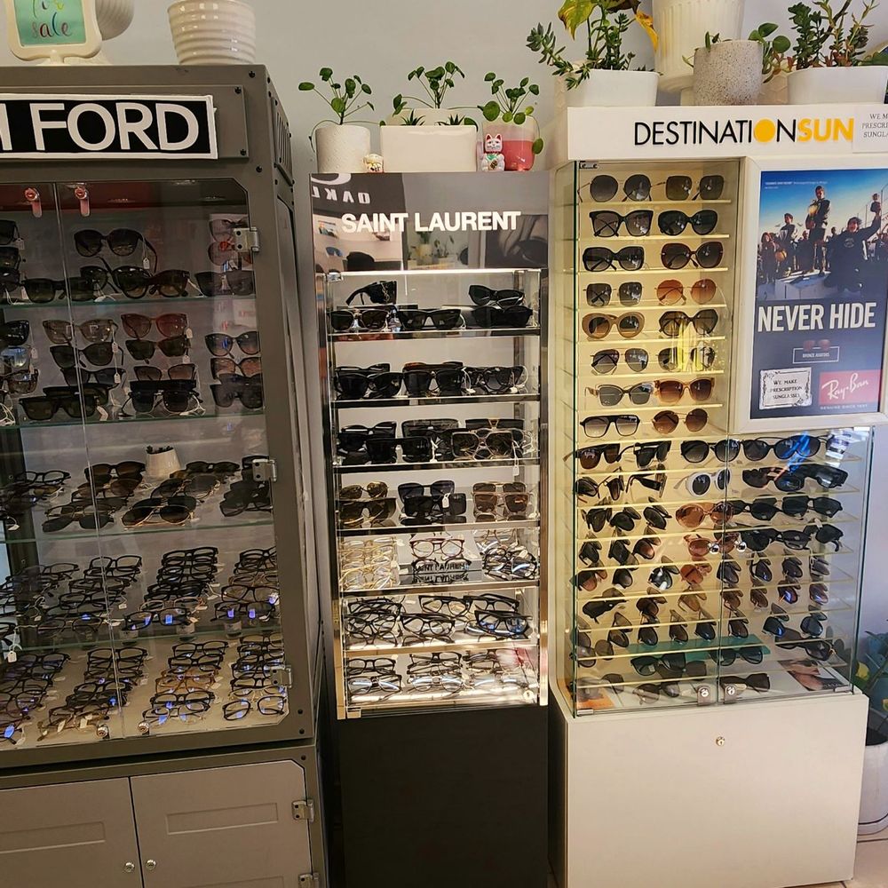 Hi-Care Optical - Interior - Eyewear & Opticians Near Me - Vancouver, British Columbia