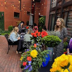 Mandi's Flowers