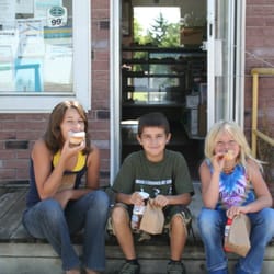 Lakeview Donut Shop