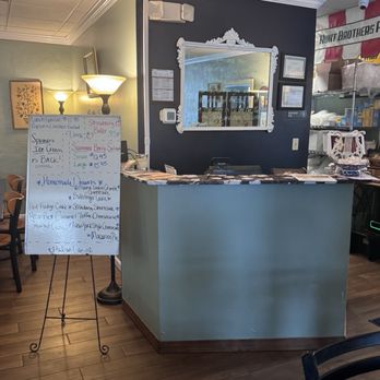 Café Magnolia - Order at the table, pay at the counter - American Near Me - Scotts Hill, Tennessee Café Magnolia - Order at the table, pay at the counter - American Near Me - Scotts Hill, Tennessee
