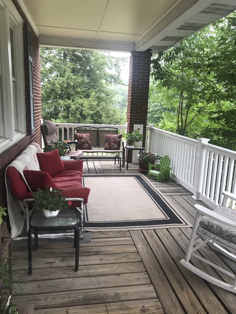 BELLA RAILINGS Updated September 2024 700 Apples Mill Rd, West