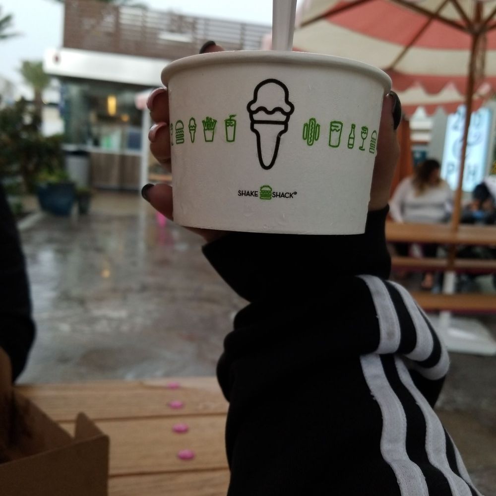 Shake Shack Long Beach - Nothing like custard on a cold rainy day! - Burgers Near Me - Long Beach, California Shake Shack Long Beach - Nothing like custard on a cold rainy day! - Burgers Near Me - Long Beach, California