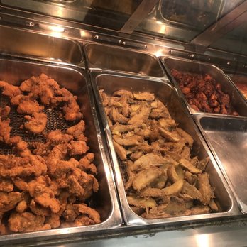 La Rose Bakery - chicken strips, potato wedges, chicken wings, lasagna (?) - Bakeries Near Me - Toronto, Ontario