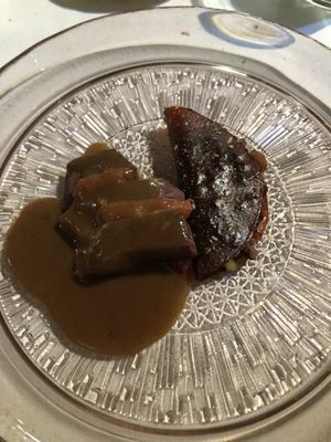 REM | Restaurant - Rooftop - Bar by null