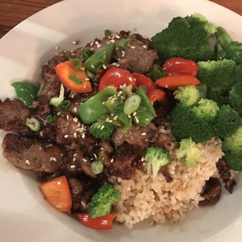 Wei’s Cafe - Pick your own bowel: beef brown rice and broccoli - Chinese Near Me - San Francisco, California Wei’s Cafe - Pick your own bowel: beef brown rice and broccoli - Chinese Near Me - San Francisco, California