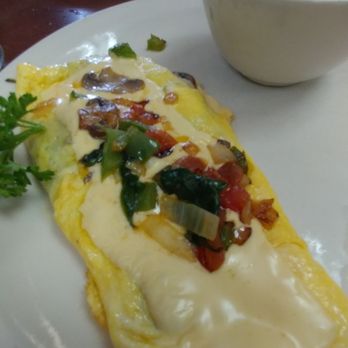 Eggs N Things - Veggie omelette.  BOMB. - Breakfast & Brunch Near Me - Thousand Oaks, California