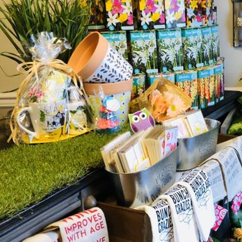 Petal Pushers - Floral Designers Near Me - Knoxville, Tennessee