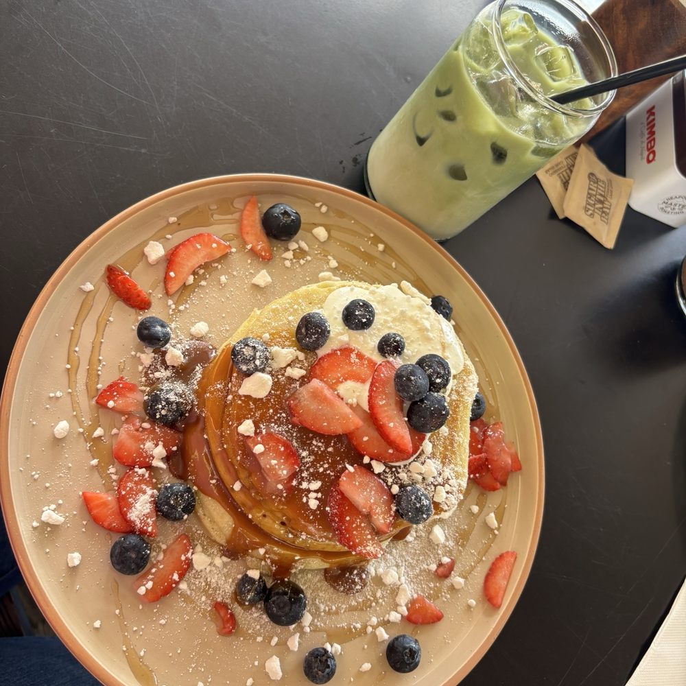 Pancakes and iced matcha Pancakes and iced matcha