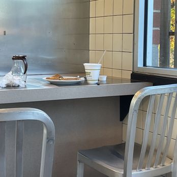 Waffle House - Dirty tables - Breakfast & Brunch Near Me - Marion, North Carolina Waffle House - Dirty tables - Breakfast & Brunch Near Me - Marion, North Carolina