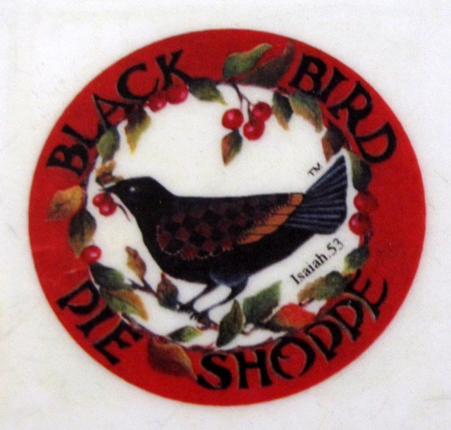 Blackbird Pies Logo