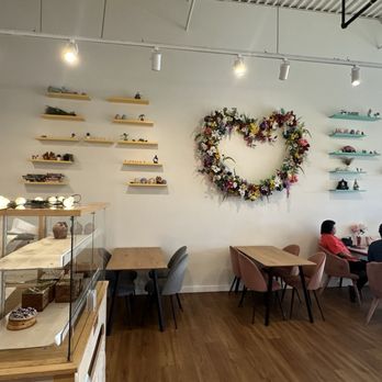 Amor Cafe & Pastry - Inside - Bakeries Near Me - Centreville, Virginia