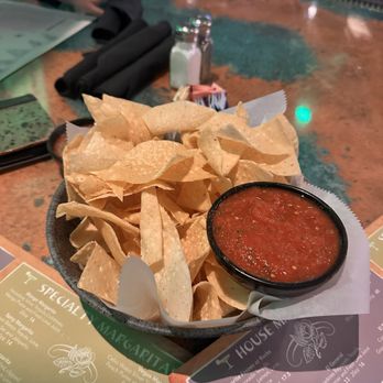 Rosalita's Cantina - Tableside Chips - Mexican Near Me - Saint Louis, Missouri Rosalita's Cantina - Tableside Chips - Mexican Near Me - Saint Louis, Missouri