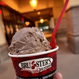Small Rocky Road & Double Fudge Brownie