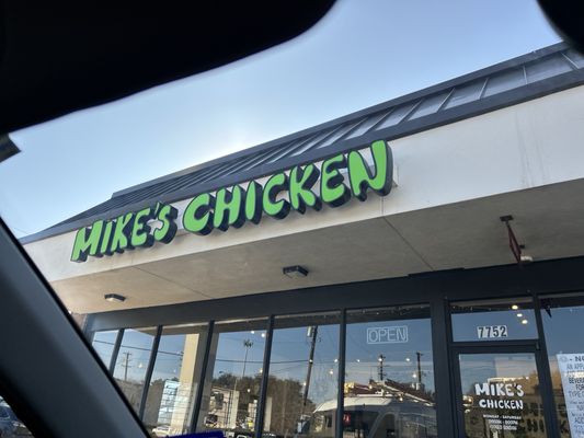 Mike's Chicken by null