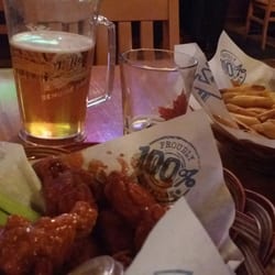 Wild Wing - You guys should put a spicy sauce in place of chilli pwder on extra hot wings! Rest everything was good.