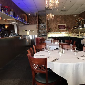 Amar India Restaurant - This is the bar area, with the buffet on the left. - Indian Near Me - Dayton, Ohio Amar India Restaurant - This is the bar area, with the buffet on the left. - Indian Near Me - Dayton, Ohio