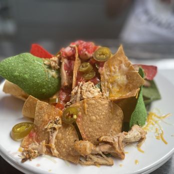 Palace Bar - Nachos with chicken - Gay Bars Near Me - Miami Beach, Florida Palace Bar - Nachos with chicken - Gay Bars Near Me - Miami Beach, Florida