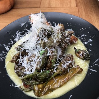 Bouquet Restaurant - Bars Near Me - Covington, Kentucky