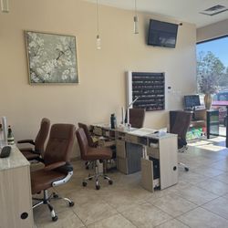 MT Nail & Spa
