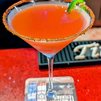 Julio's Pizza - Jalapeno Mango Strawberry Martini. I wanted it spicy. Mayuri delivered!!! - Pizza Near Me - Artesia, California Julio's Pizza - Jalapeno Mango Strawberry Martini. I wanted it spicy. Mayuri delivered!!! - Pizza Near Me - Artesia, California