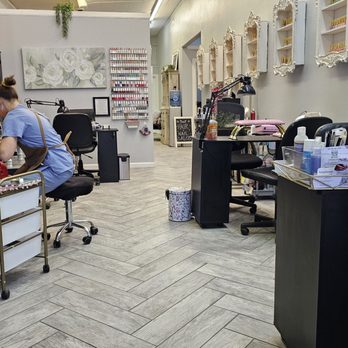 The Parlor Salon - Pedicure and manicure - Hair Salons Near Me - Flagstaff, Arizona The Parlor Salon - Pedicure and manicure - Hair Salons Near Me - Flagstaff, Arizona