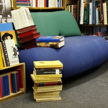 Lüders - Hamburg Eimsbüttel Buchhandlung Antiquariat Lüders Foto: Malte Klauck - Bookstores Near Me - Hamburg, HH