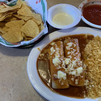 El Vaquero Mexican Restaurant - So much good food! Yummy! - Mexican Near Me - Franklin, Ohio El Vaquero Mexican Restaurant - So much good food! Yummy! - Mexican Near Me - Franklin, Ohio
