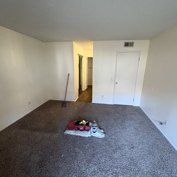 Kiko Paints - Master bedroom paint job in San Bernardino - Painters Near Me - Yucaipa, California