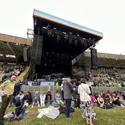 Newmarket Racecourses - The Stage